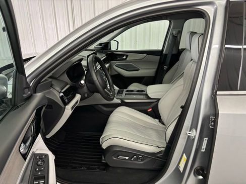 New 2026 Acura MDX w/ Advance Package image 2