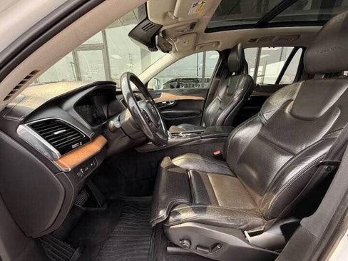 Used 2017 Volvo XC90 T8 Inscription AWD/4WD image 6
