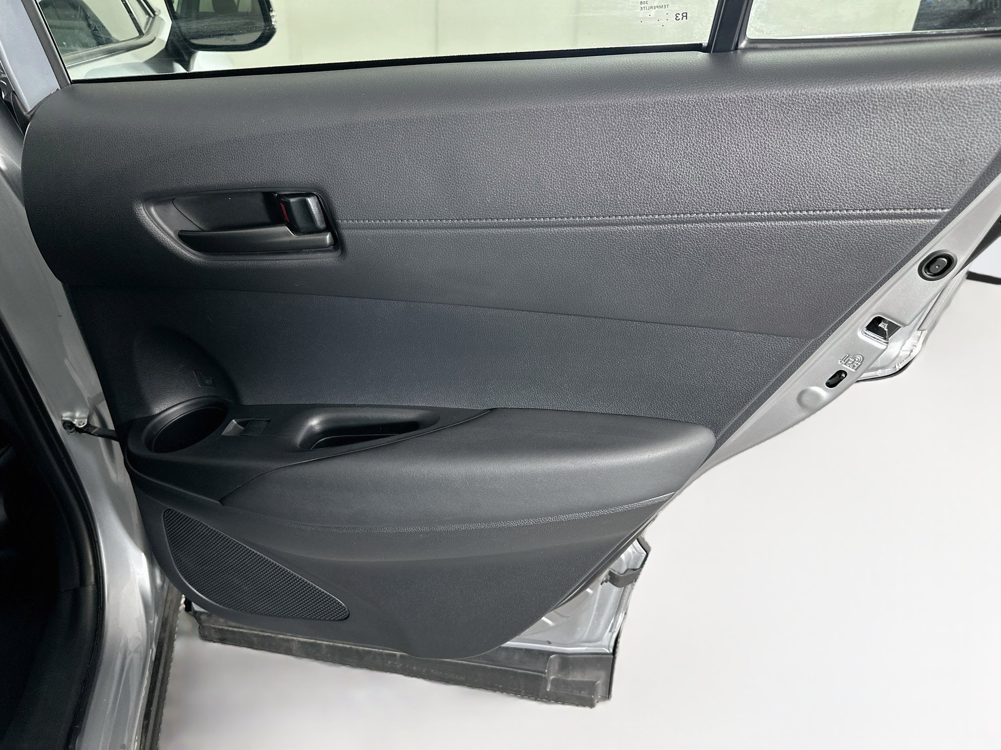 Used 2026 Toyota Corolla Cross LE FWD image 29