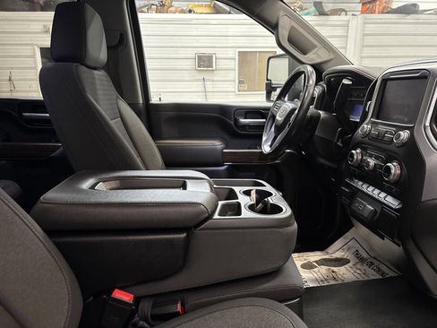 Used 2021 GMC Sierra 3500 SLE w/ SLE Convenience Package image 25