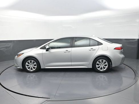 Used 2023 Toyota Corolla LE FWD image 6