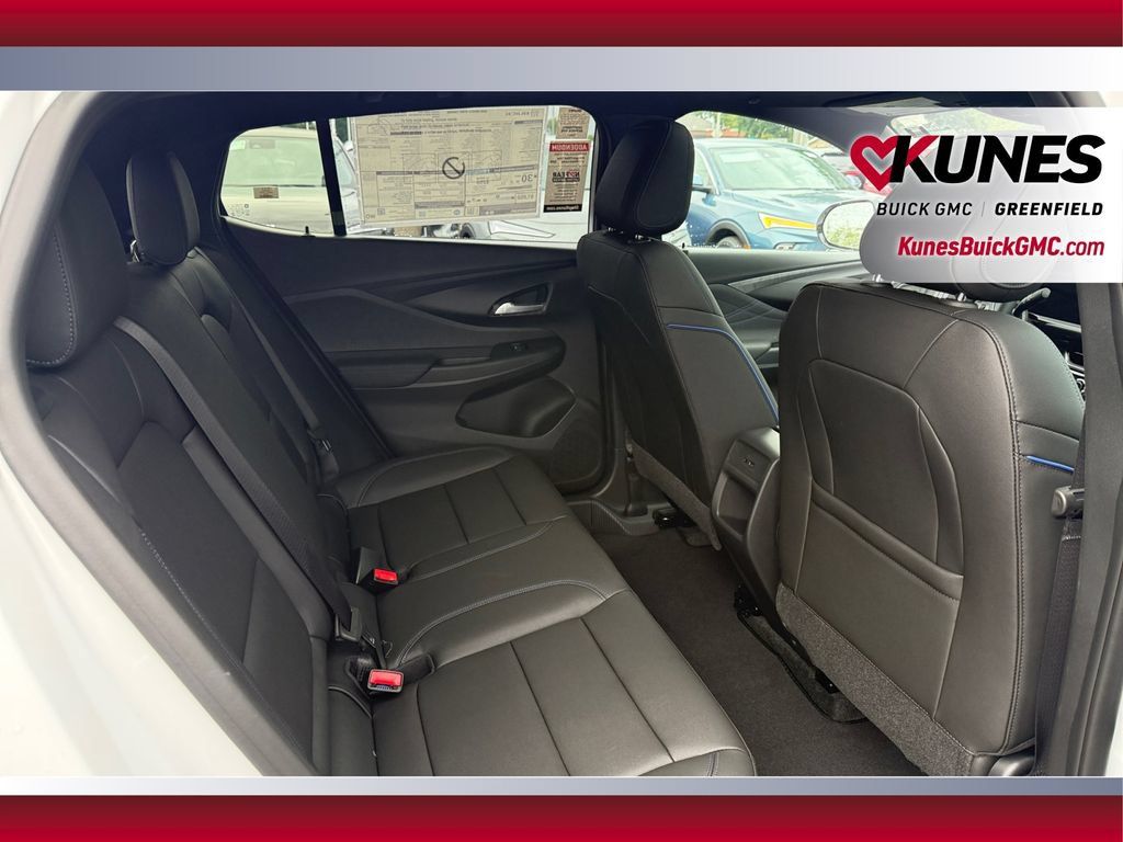 New 2026 Buick Envista Sport Touring w/ Convenience I Package FWD image 31