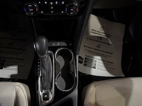 Used 2021 Buick Encore GX Select image 21