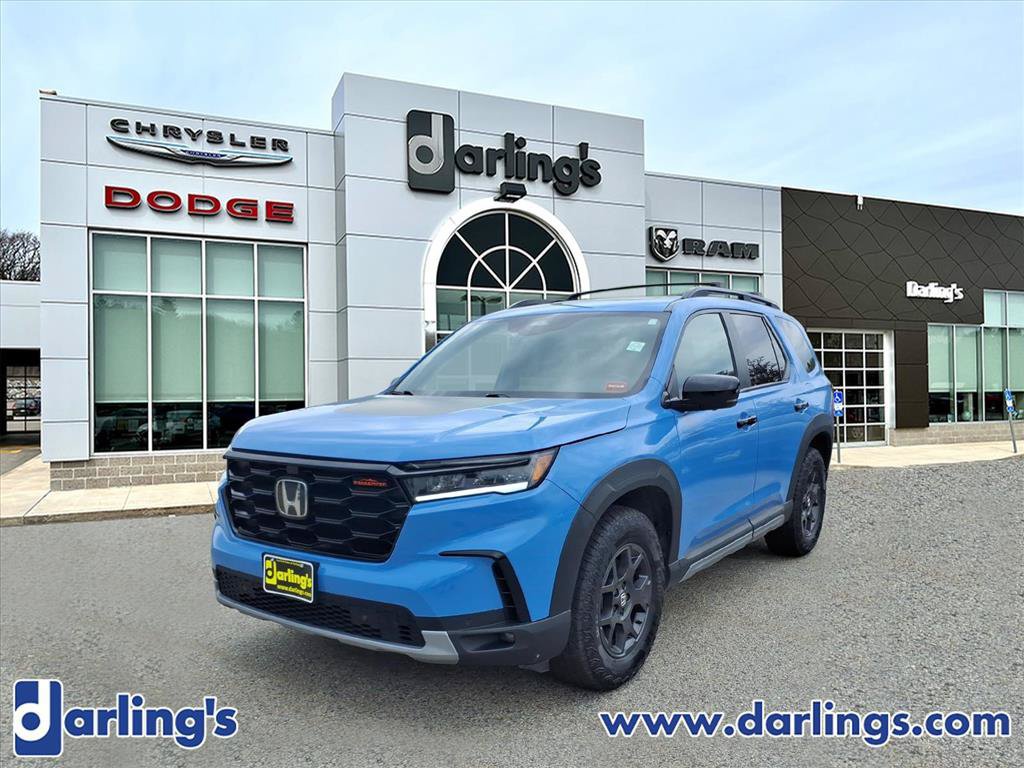 Used 2023 Honda Pilot TrailSport image 1