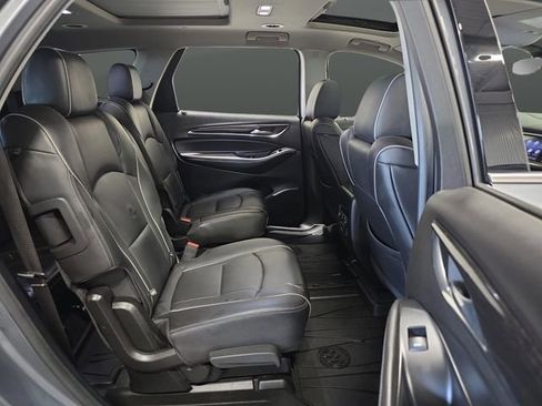 Used 2021 Buick Enclave Avenir w/ Avenir Technology Package image 37