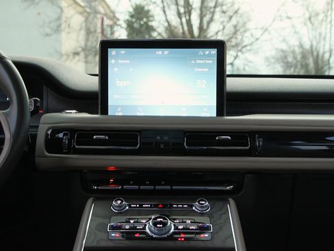 Used 2022 Lincoln Aviator Reserve image 37