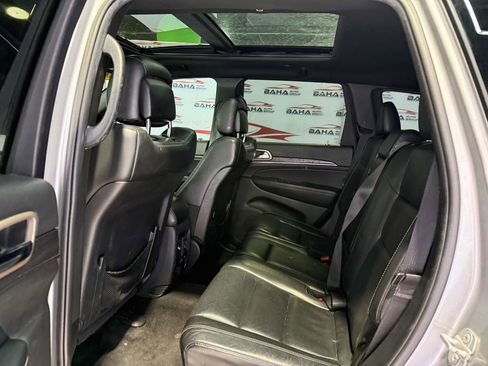 Used 2017 Jeep Grand Cherokee Limited w/ Luxury Group II AWD/4WD image 28