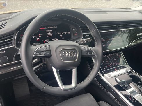 Used 2024 Audi Q8 Prestige AWD/4WD image 43