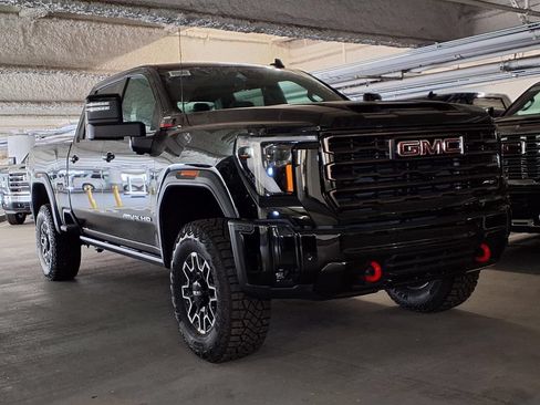 New 2026 GMC Sierra 2500 AT4X AWD/4WD image 3