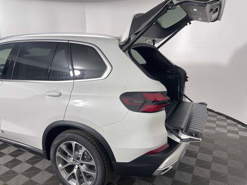 New 2026 BMW X5 xDrive40i w/ Parking Assistance Package image 20