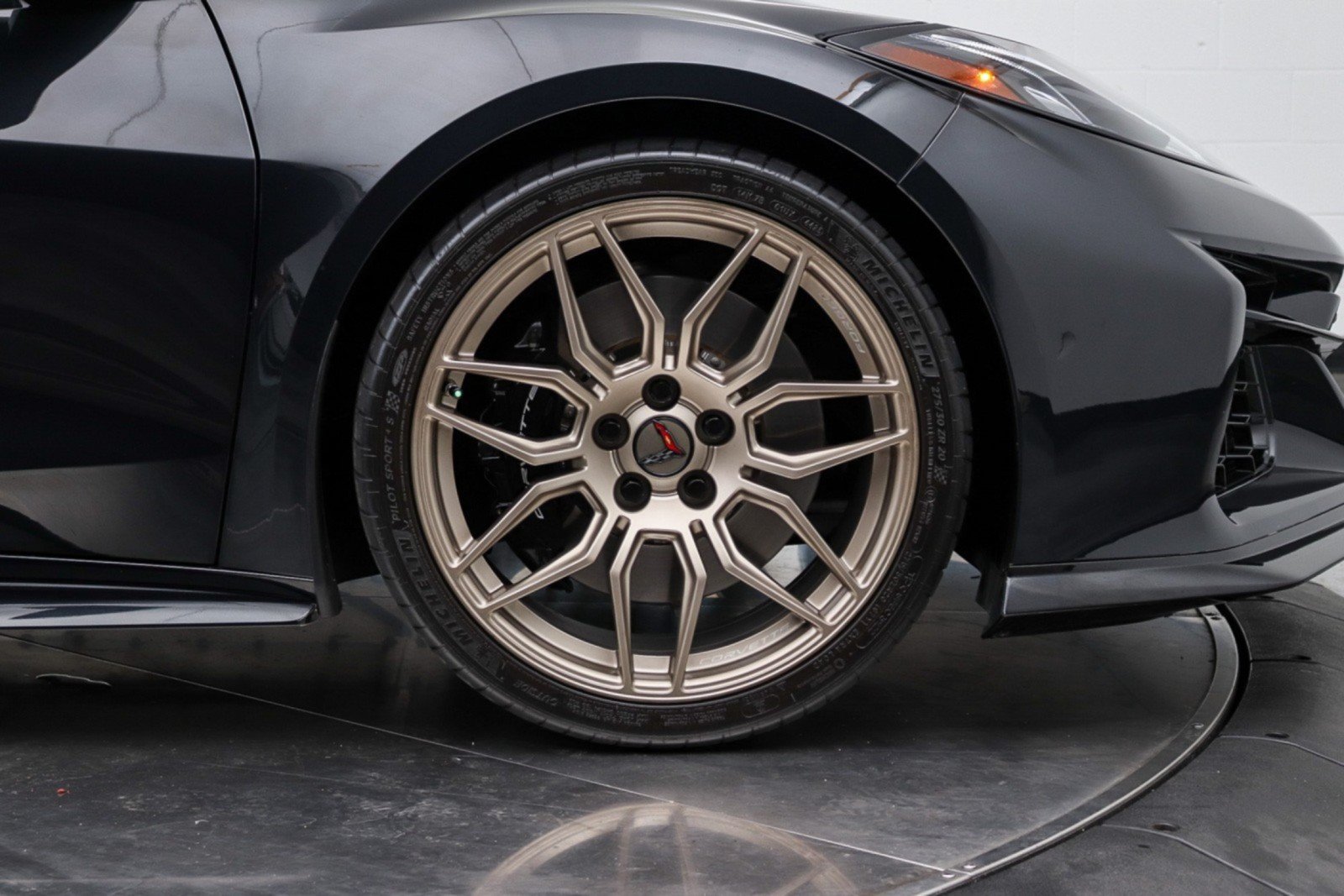 Used 2024 Chevrolet Corvette Z06 RWD image 22