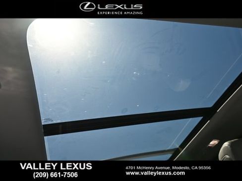 Used 2024 Toyota Sequoia Limited AWD/4WD image 6