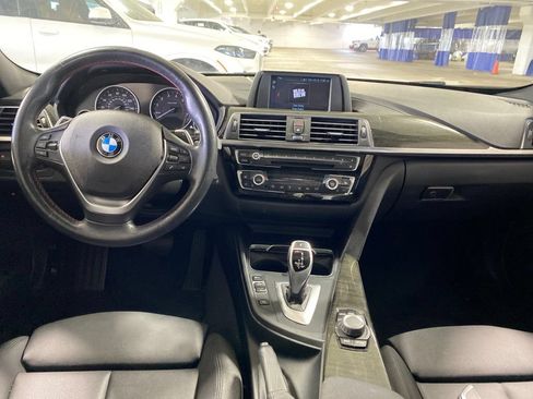 Used 2018 BMW 330i xDrive Sedan AWD/4WD image 9