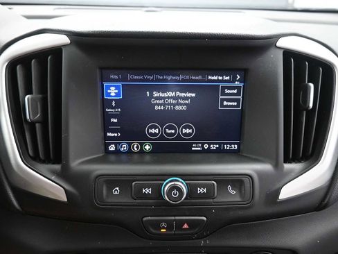 Used 2024 GMC Terrain SLE image 14