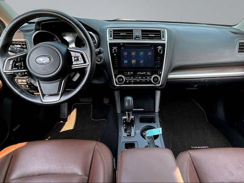 Used 2018 Subaru Outback 2.5i Touring AWD/4WD image 7