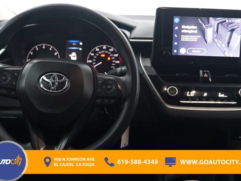 Used 2024 Toyota Corolla LE FWD image 5