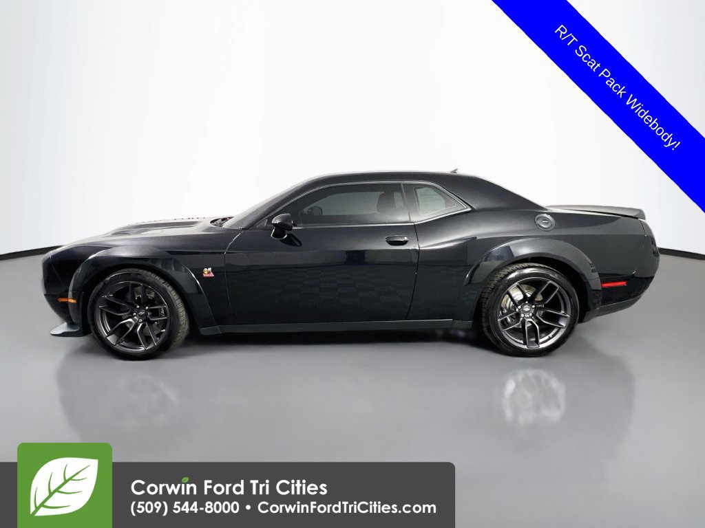 Used 2021 Dodge Challenger R/T Scat Pack RWD image 5