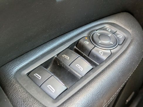 Used 2017 Cadillac XT5 Premium Luxury w/ Driver Assist Package image 21