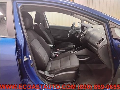 Used 2017 Kia Forte LX FWD image 14