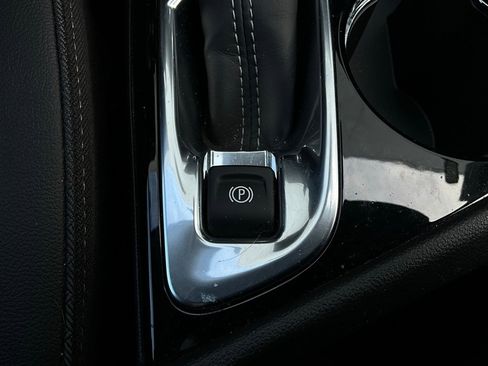 Used 2025 Buick Encore GX Preferred image 21