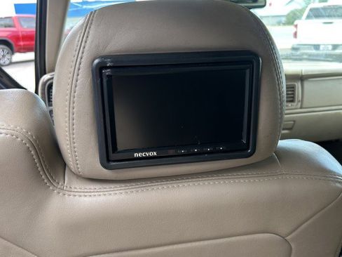 Used 2004 GMC Yukon Denali AWD/4WD image 17
