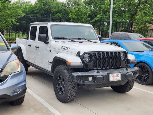 Used 2023 Jeep Gladiator Sport AWD/4WD image 1