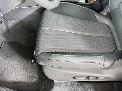 New 2026 Subaru Forester Touring AWD/4WD image 22