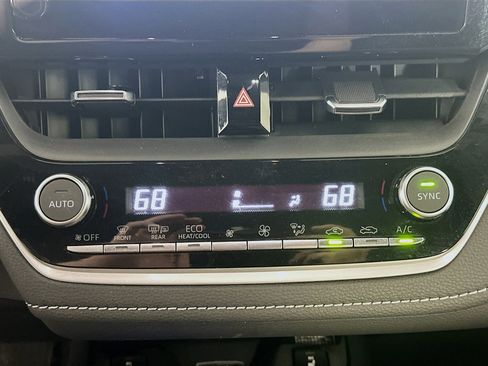 Used 2025 Toyota Corolla XSE image 24