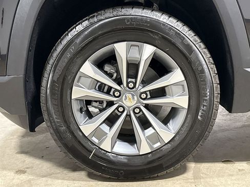 New 2026 Chevrolet Equinox LT w/ Safety and Technology Package AWD/4WD image 27