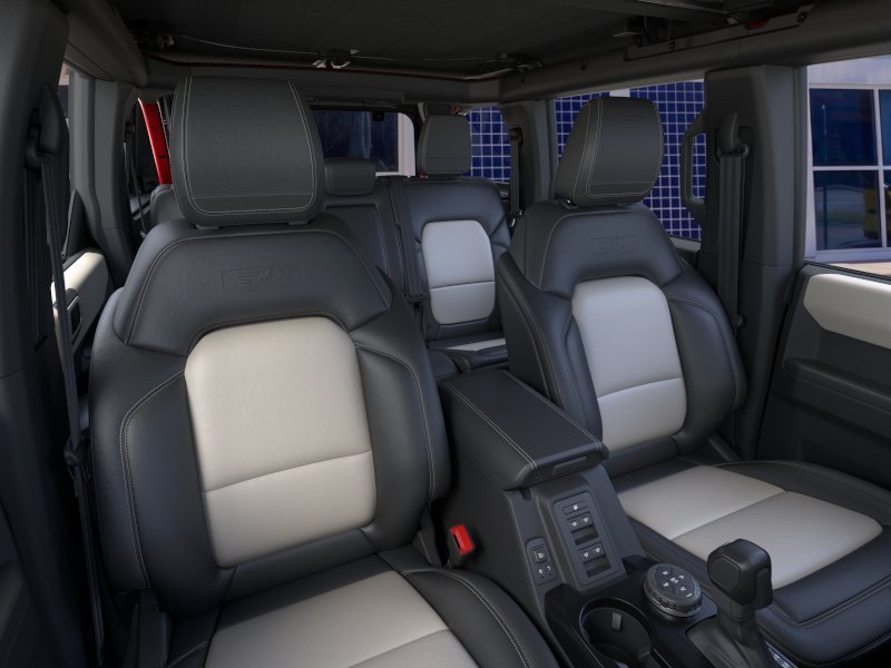 New 2026 Ford Bronco Outer Banks w/ Sasquatch Package AWD/4WD image 11
