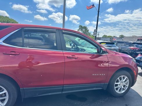 Used 2024 Chevrolet Equinox LT w/ LPO, Floor Liner Package AWD/4WD image 10