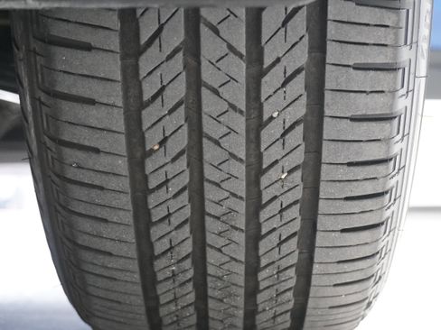 Used 2025 Lexus NX 250 FWD w/ Premium Package image 29