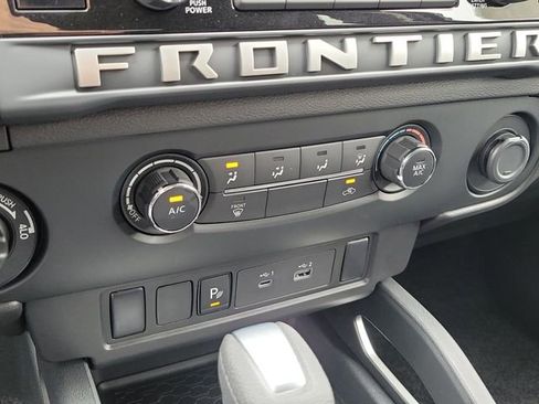 New 2026 Nissan Frontier SV w/ Tow Package AWD/4WD image 29