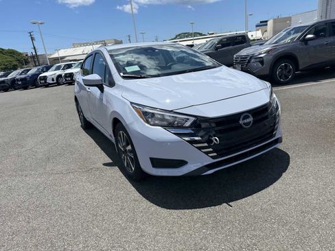 New 2025 Nissan Versa SV w/ Trunk Package FWD image 2