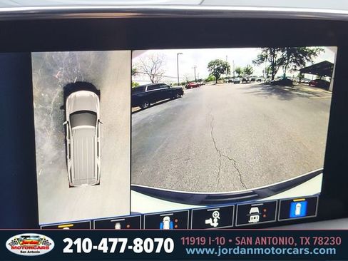 Used 2024 Chevrolet Suburban Z71 w/ Off-Road Capability Package image 22