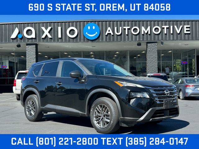 Used 2024 Nissan Rogue S FWD image 1