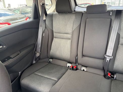 Used 2025 Nissan Rogue SV FWD image 41