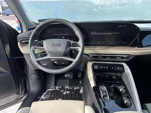 New 2025 Audi Q5 2.0T Premium Plus image 13