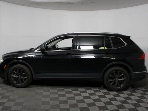 Used 2023 Volkswagen Tiguan SE image 4