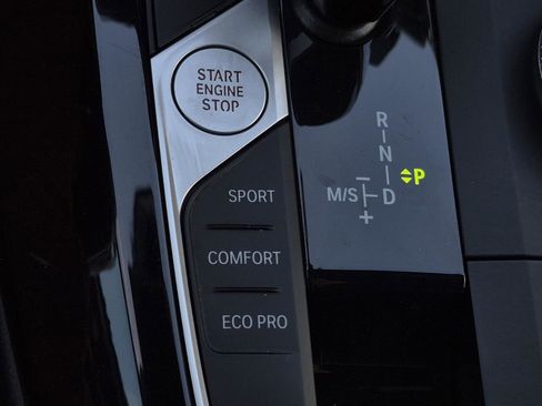 Certified 2024 BMW X3 sDrive30i w/ Convenience Package image 21