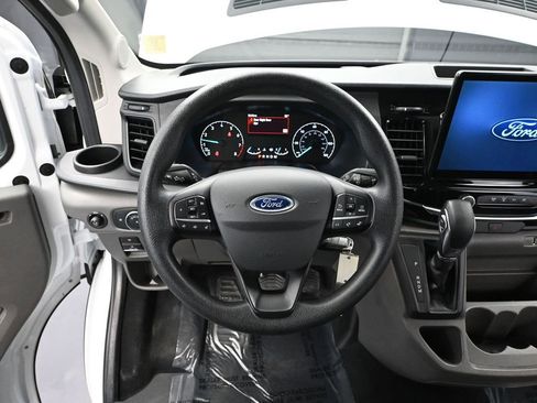 Used 2023 Ford Transit 350 XLT image 25