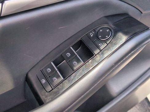 Used 2025 MAZDA MAZDA3 s FWD image 12