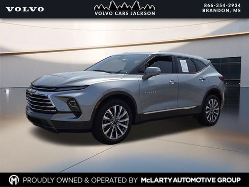 Used 2023 Chevrolet Blazer Premier w/ Driver Confidence II Package AWD/4WD image 7