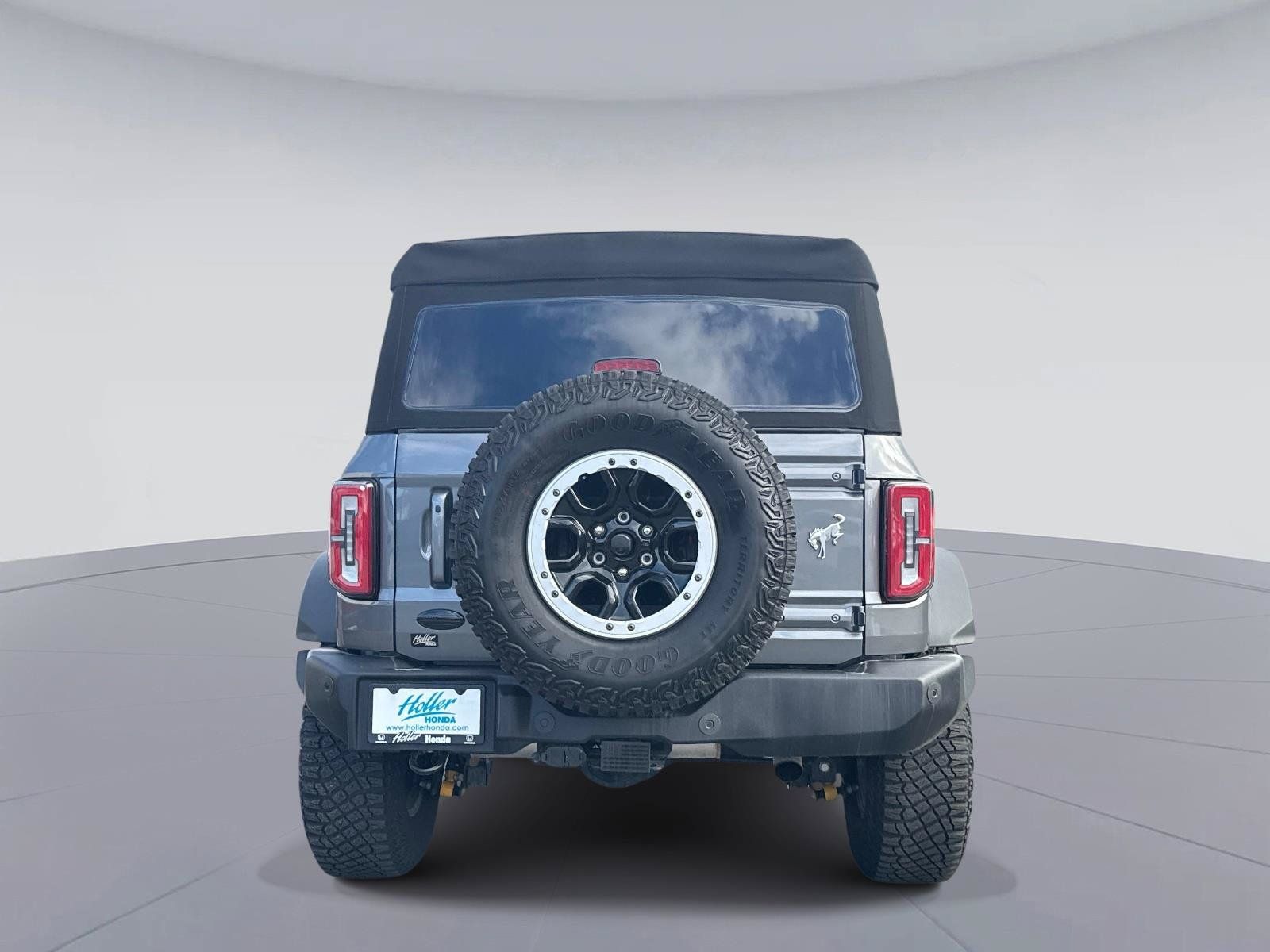 Used 2023 Ford Bronco Outer Banks w/ Sasquatch Package AWD/4WD image 5