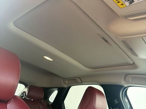 Used 2025 MAZDA CX-30 AWD 2.5 S w/ Preferred Package image 22