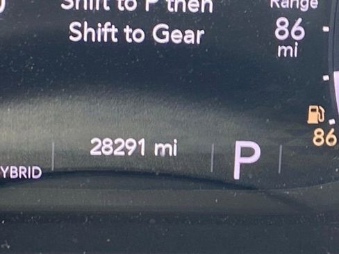 Used 2023 Jeep Wrangler Unlimited Sahara w/ Cold Weather Group image 28