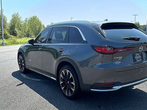 Used 2024 MAZDA CX-90 Plug-In Hybrid w/ Premium Plus AWD/4WD image 11