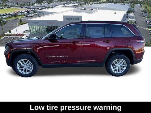 New 2026 Jeep Grand Cherokee Laredo AWD/4WD image 7