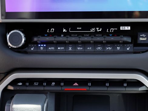 New 2026 Toyota Sequoia Platinum AWD/4WD image 41