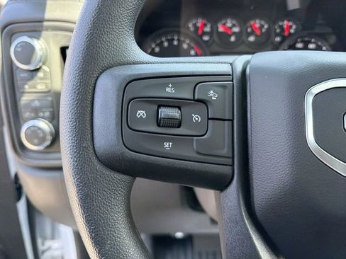 New 2026 GMC Sierra 1500 Pro AWD/4WD image 17